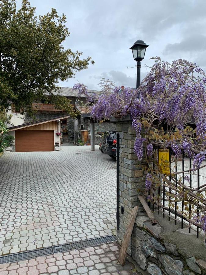 Maison Cassius Issogne Εξωτερικό φωτογραφία