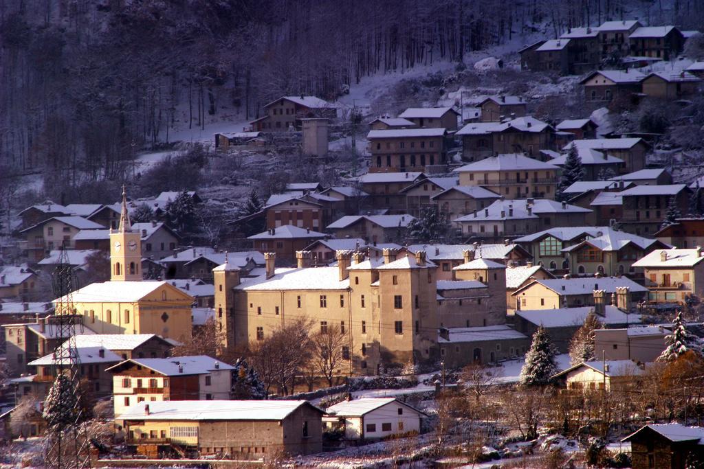 Maison Cassius Issogne Εξωτερικό φωτογραφία