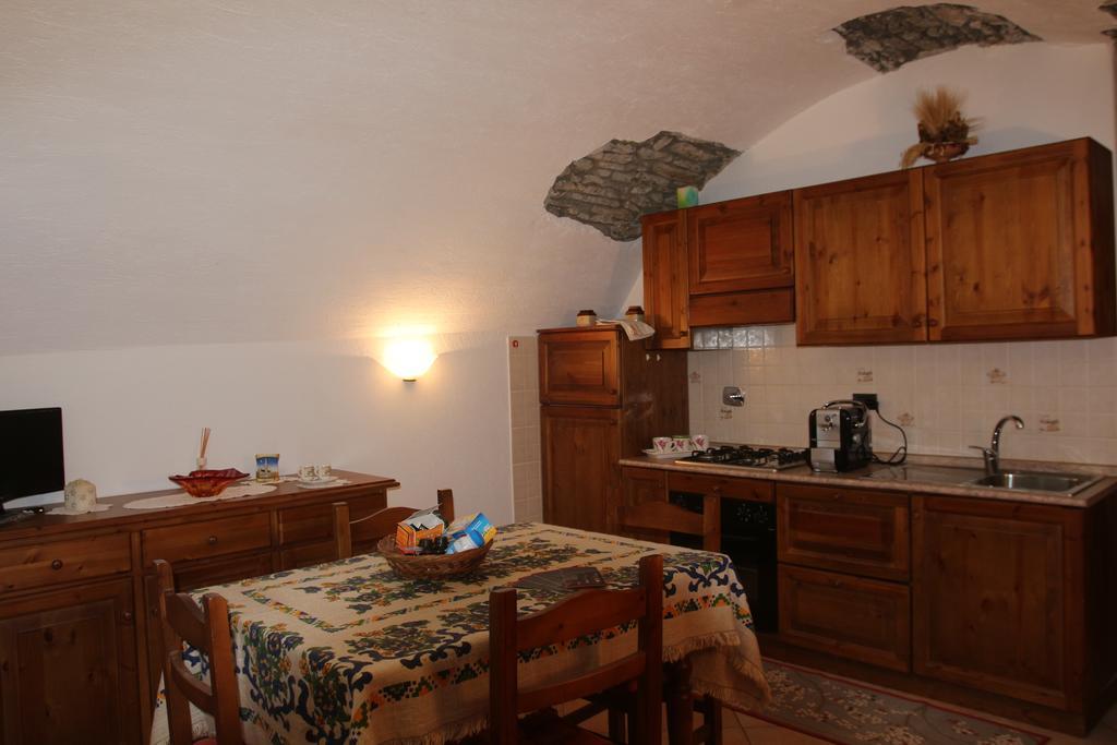 Maison Cassius Issogne Εξωτερικό φωτογραφία