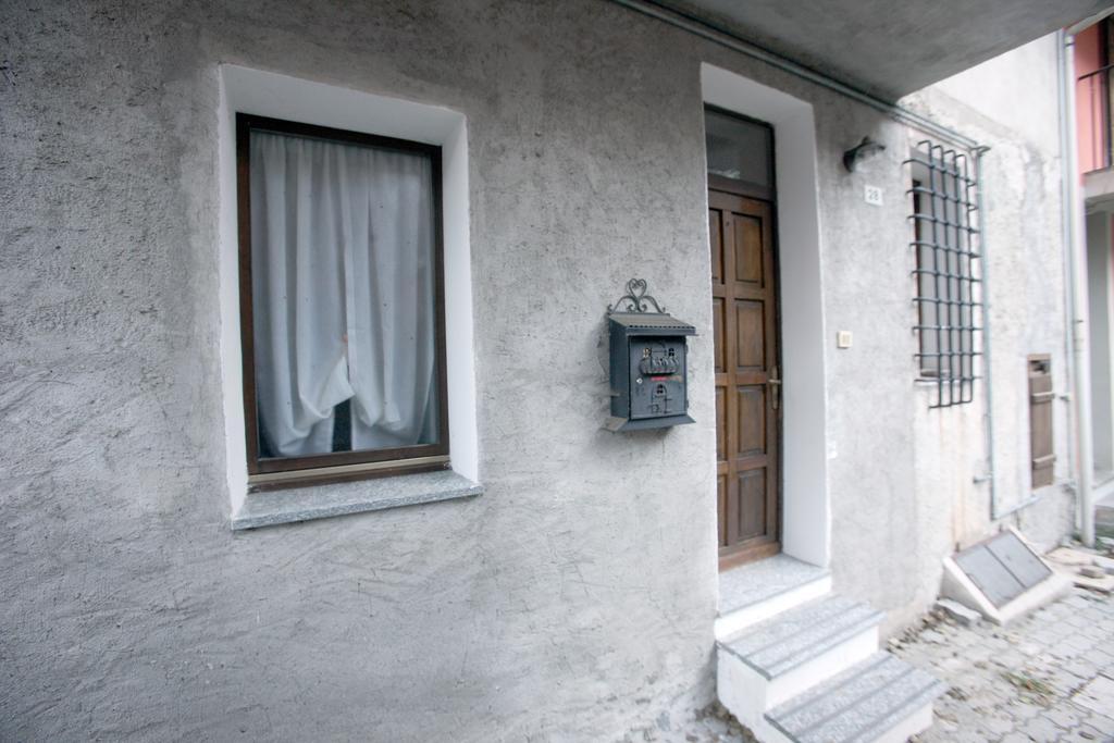 Maison Cassius Issogne Εξωτερικό φωτογραφία