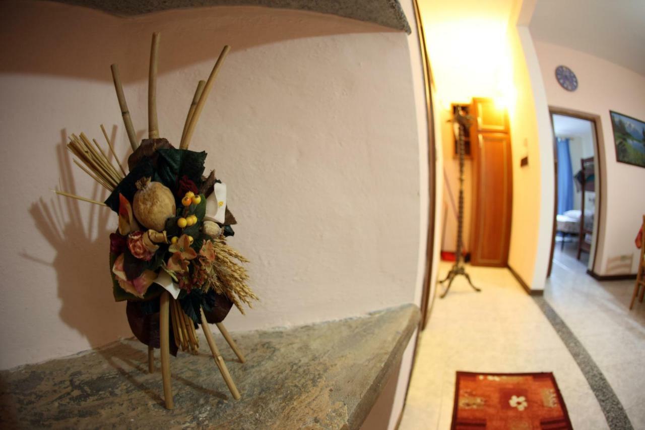 Maison Cassius Issogne Εξωτερικό φωτογραφία